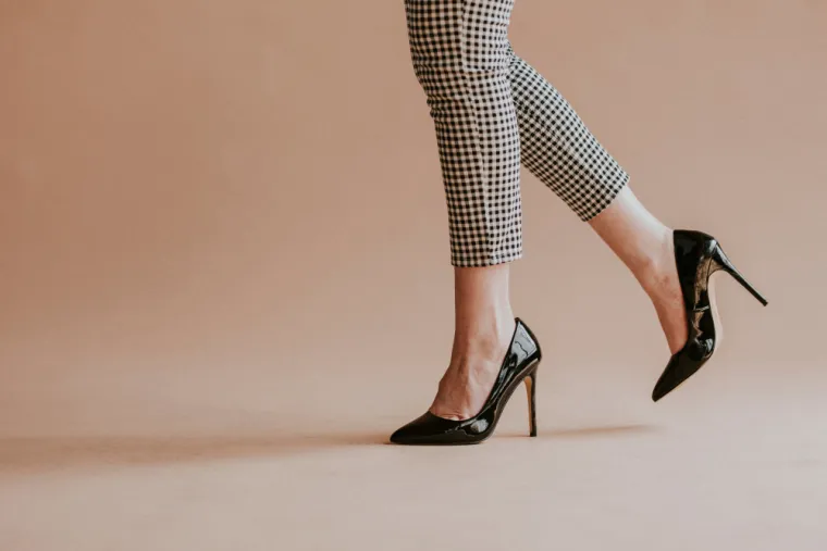 Prendre un cours de Heels entre copines à Torcy , Montceau-les-Mines, Centre de Danse Nilda Dance